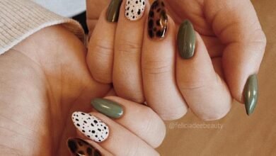 Olive-Green-Fall-Nails-@feliciadeebeauty-copy